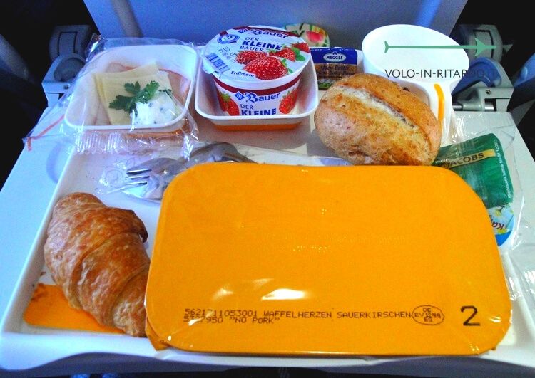 Lufthansa - colazione calda